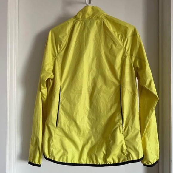 Women’s LARGE Running/Hiking Jacket - Picture 4 of 7